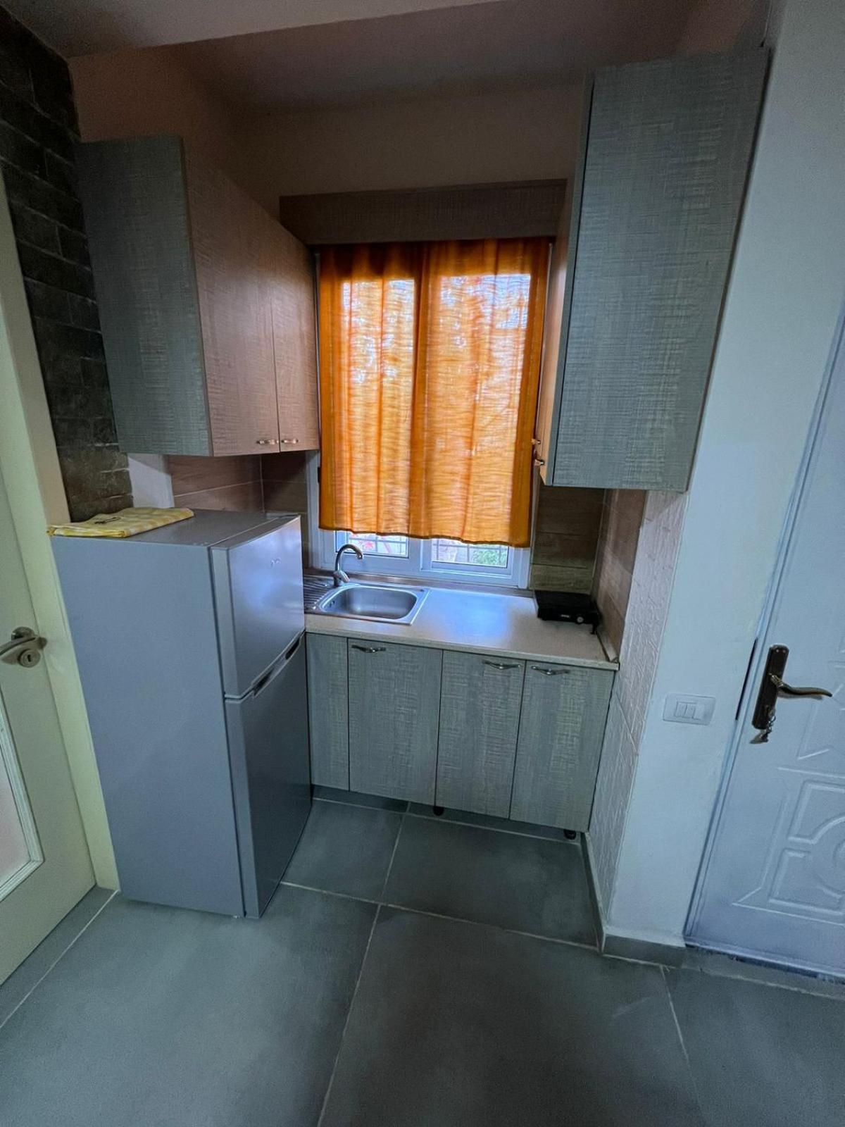 Guest Rooms Arbri วญอเรอ ภายนอก รูปภาพ